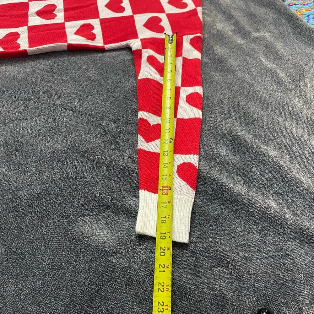 NWT Sincerely Jules Red and White Heart-Pattern Crewneck Woman’s Sweater SZ S - Picture 9 of 9